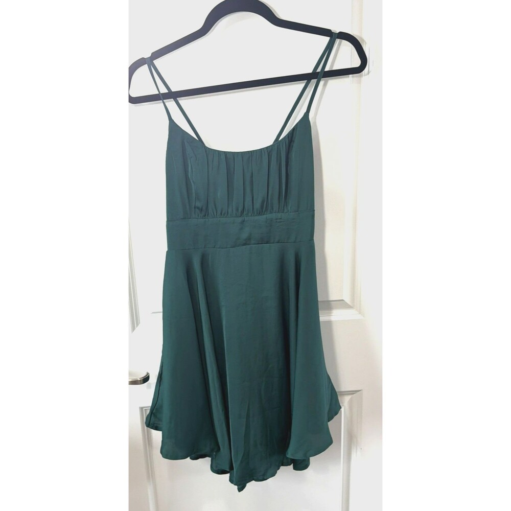 NWT Hello Molly Green Satin Fit & Flare Mini Dress 8 party strappy night out